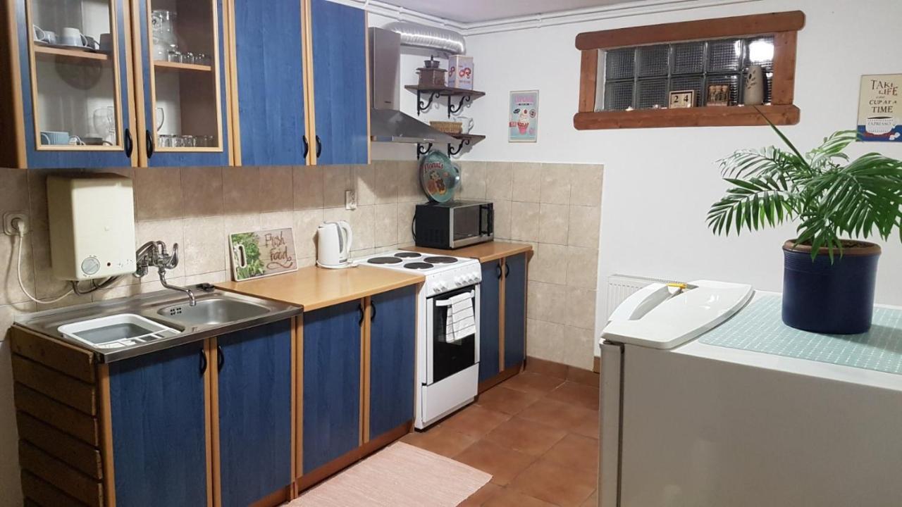 Apartman Barbara Apartment Дарувар Екстериор снимка