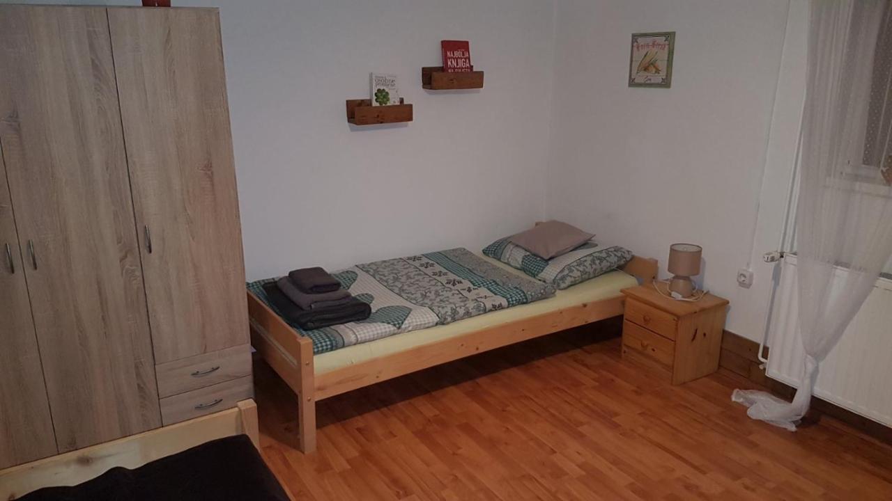 Apartman Barbara Apartment Дарувар Екстериор снимка